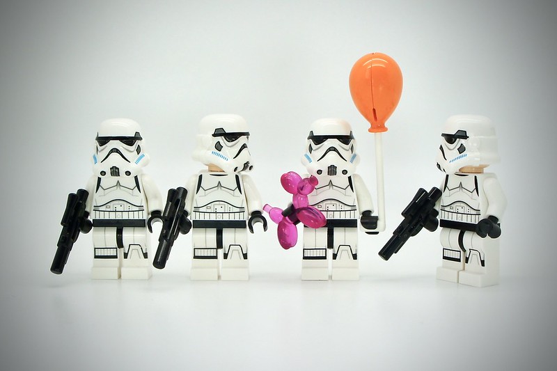 Lego Starwars Baloon Dog